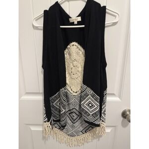 Umgee USA Women's Black Sweater Vest‎ W/Embroidered Design Size Large